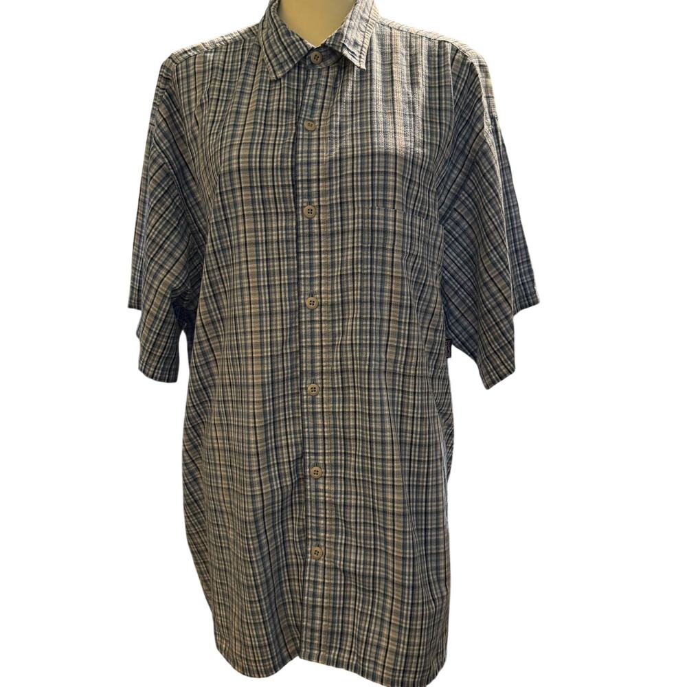 Patagonia Men's Organic Cotton Short Sleeve Seersucker Plaid Shirt, Men's XL